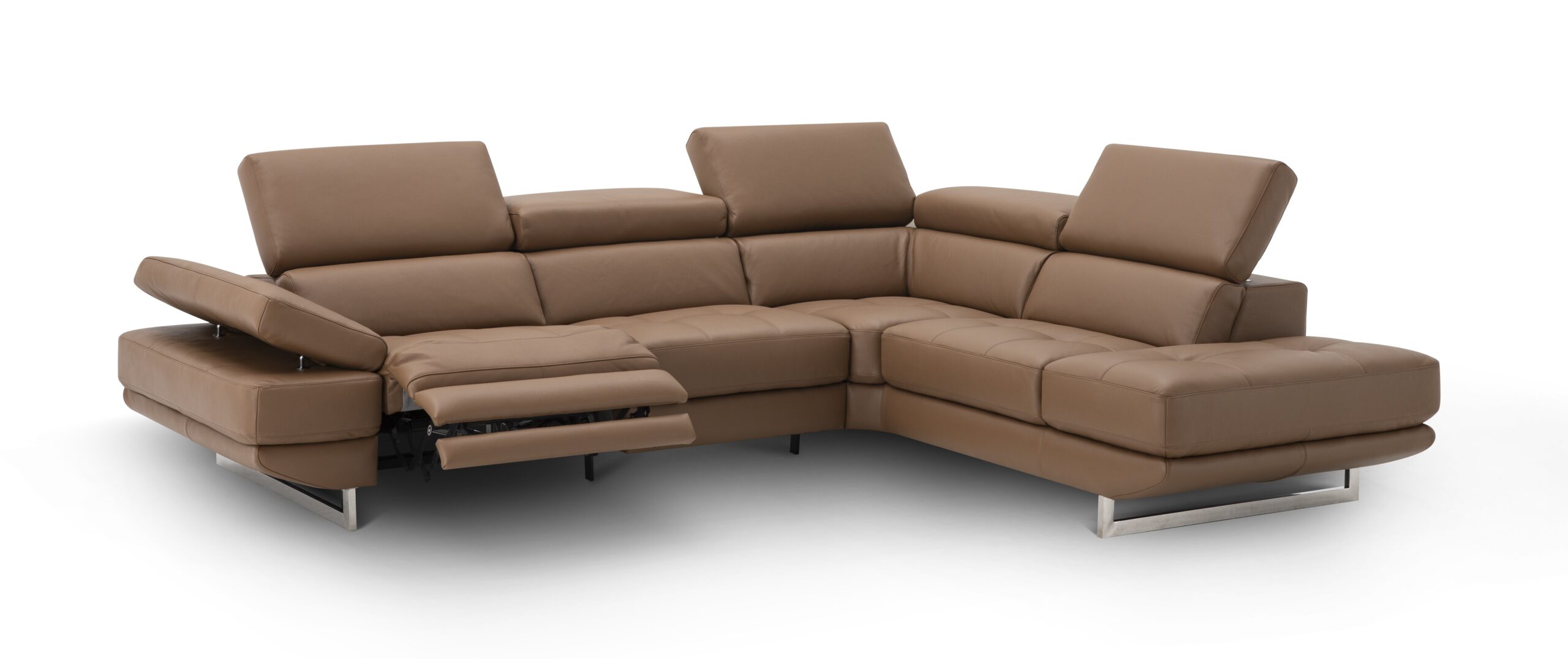 The Annalaise Recliner Leather Sectional in Caramel - Image 4