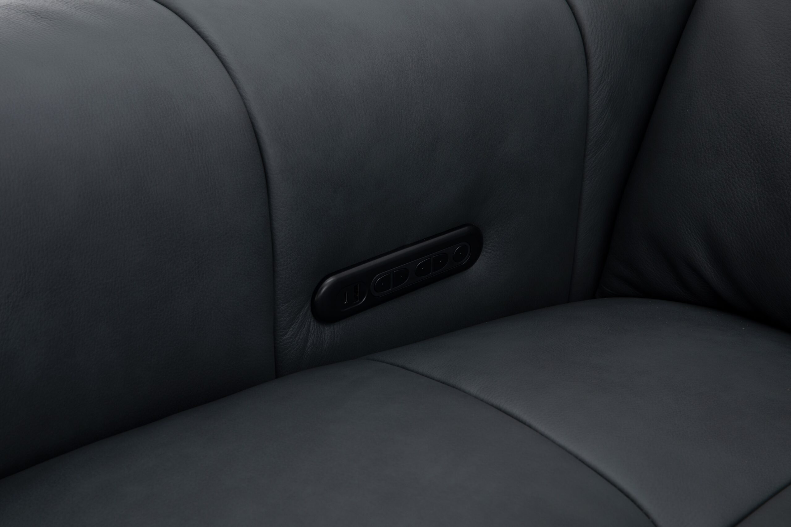 Prescott Leather Love Seat in Dark Grey - Image 3