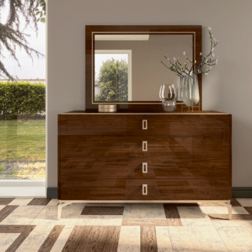 Eva Dresser / Mirror