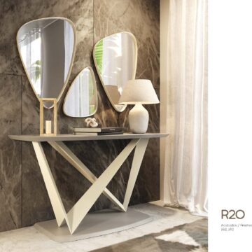 R20 Console Table
