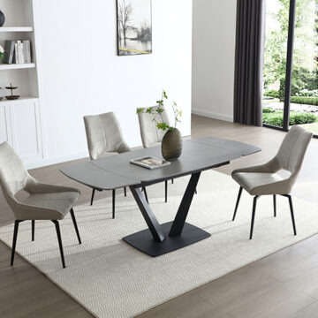 109 Grey Table with 1239 Chairs