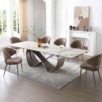 9305 Table with 1442 chairs