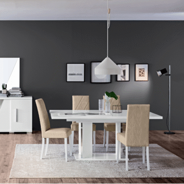 Lisa Dining Room, Italy