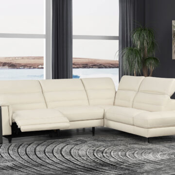 Eminence Sectional w/ recliner
