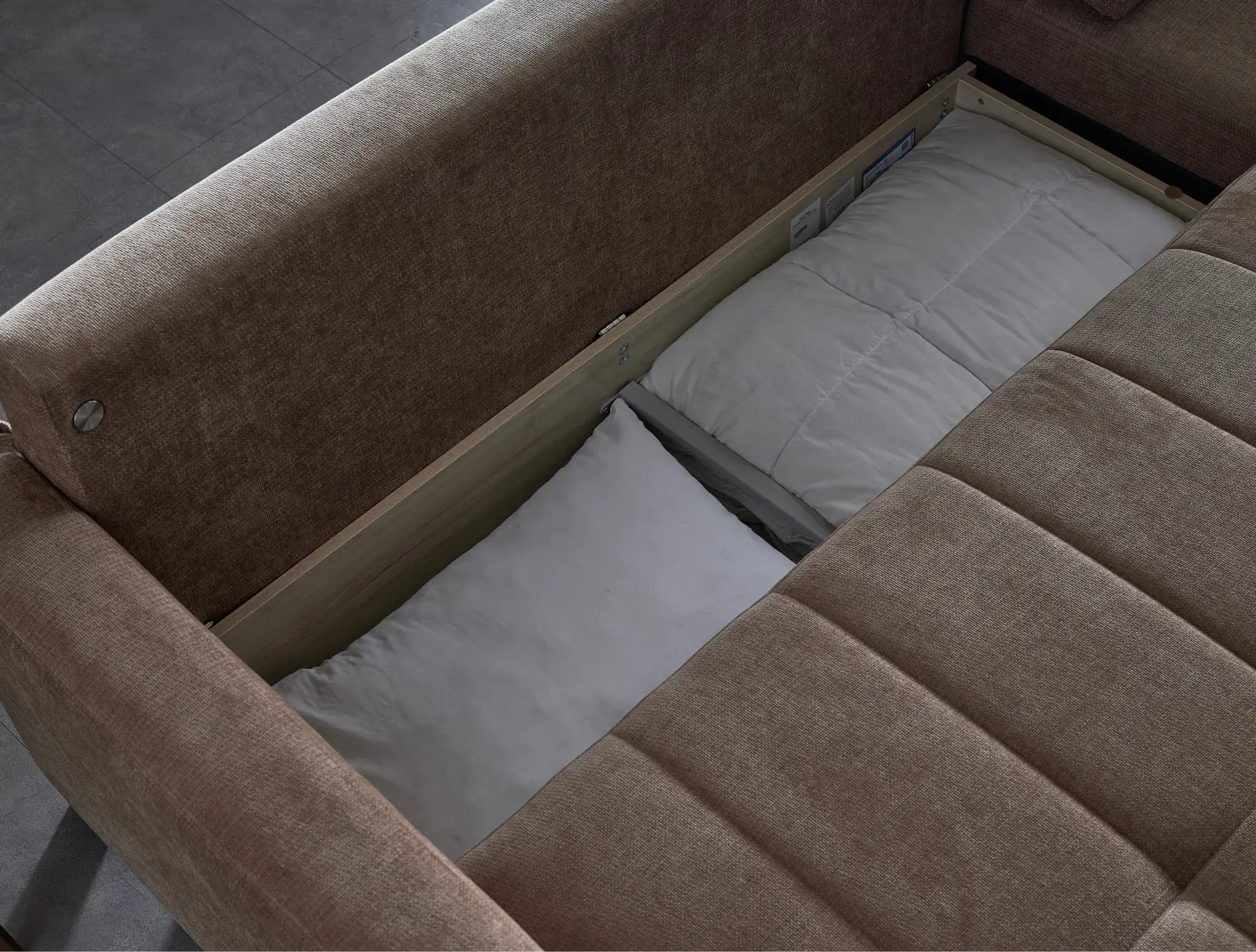 IVY Sectional (Brown) - Image 8